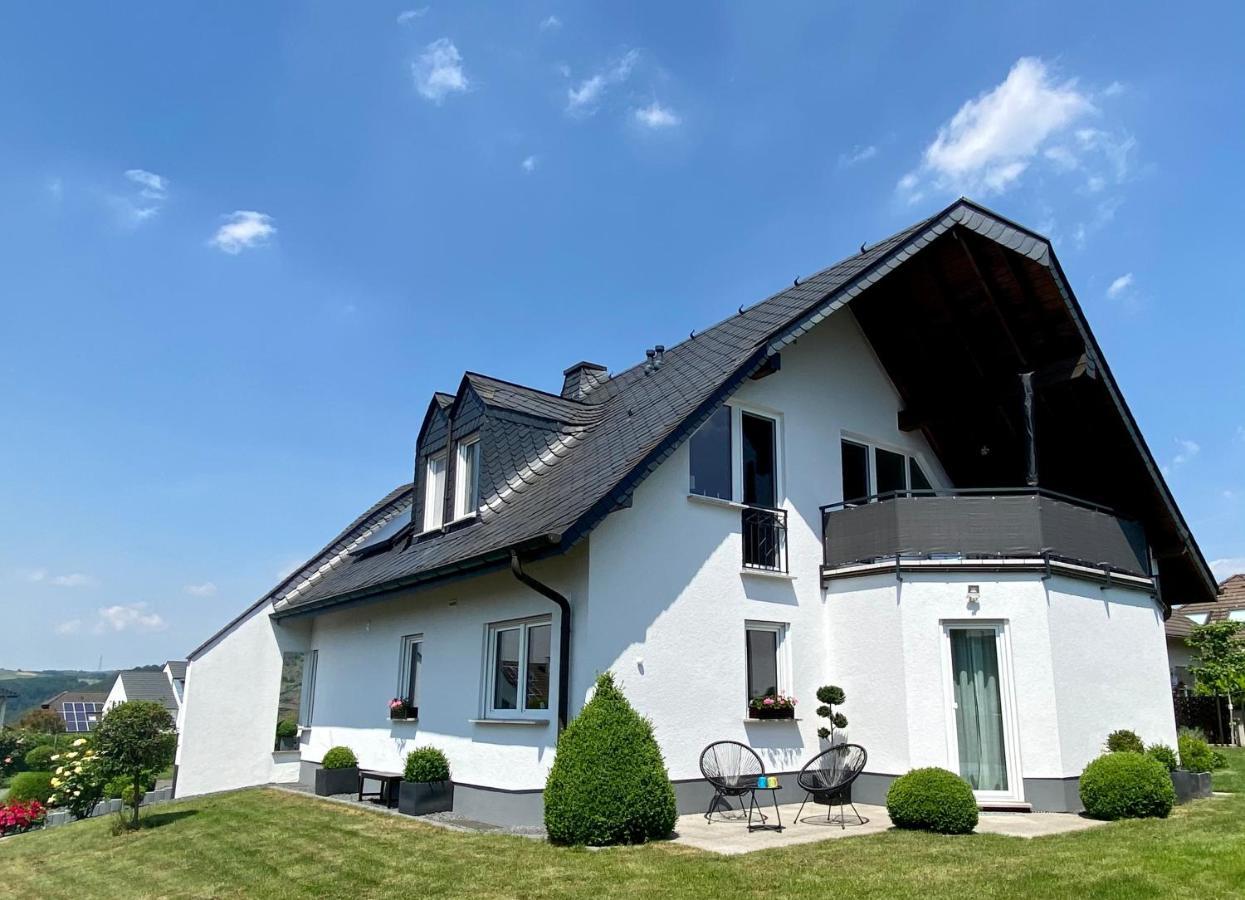 Ferienwohnung Auf Der Moselhoehe - Naehe Koblenz Und Cochem Dieblich Exterior foto